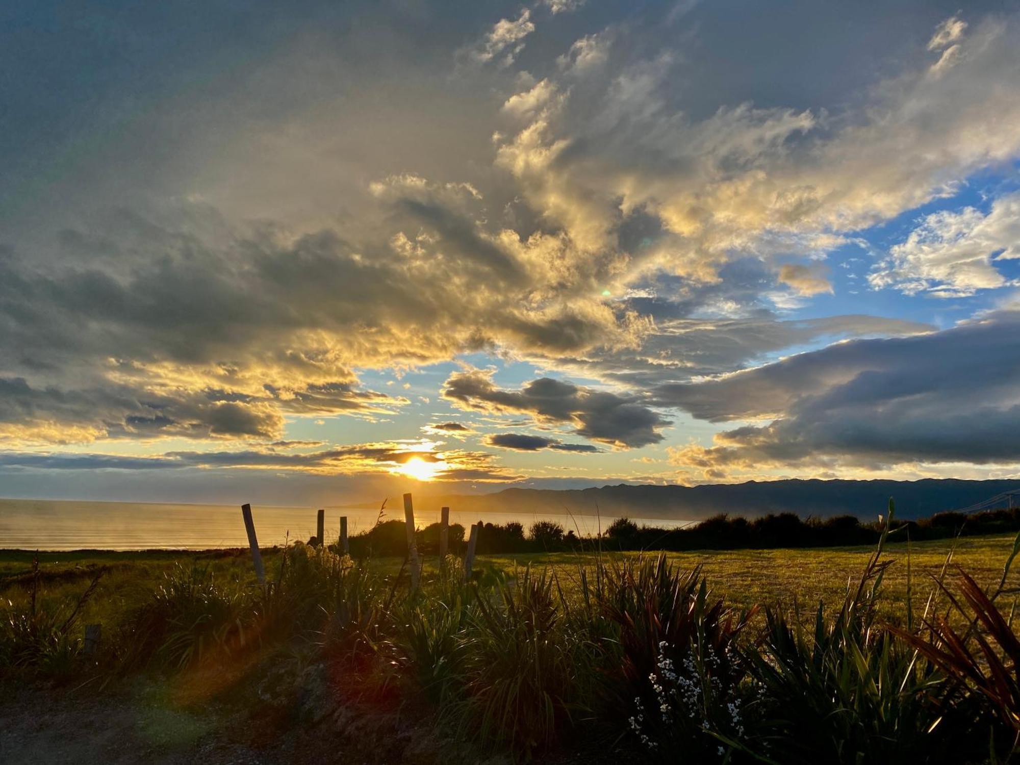 “The Cliffs” Humpridge View Motels Tuatapere Zewnętrze zdjęcie